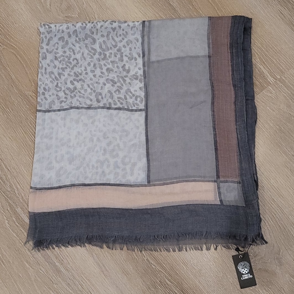 Vince Camuto Animal Print Gray Wrap Scarf